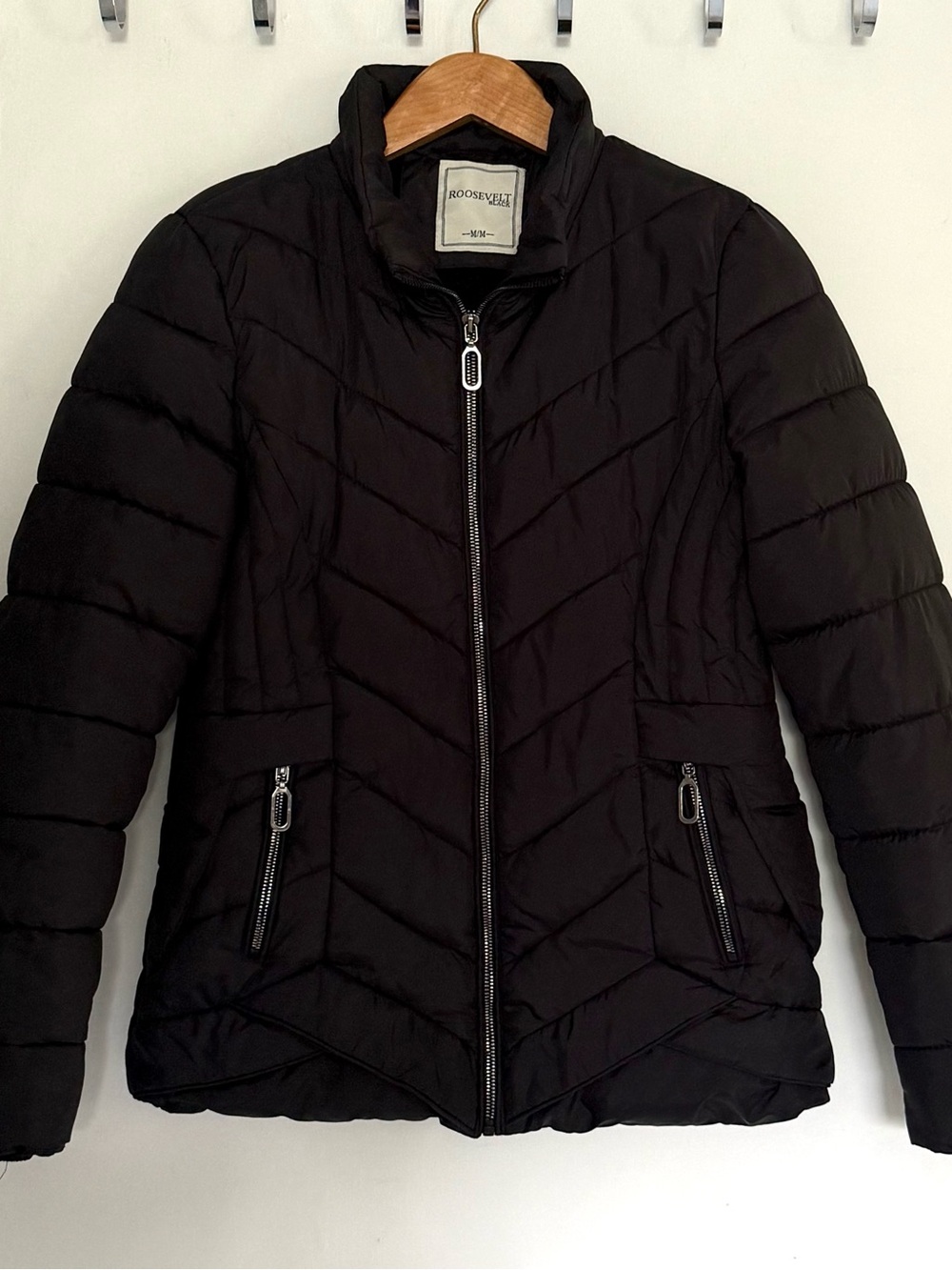 Women's Black Puffer Zip-Up Jacket
